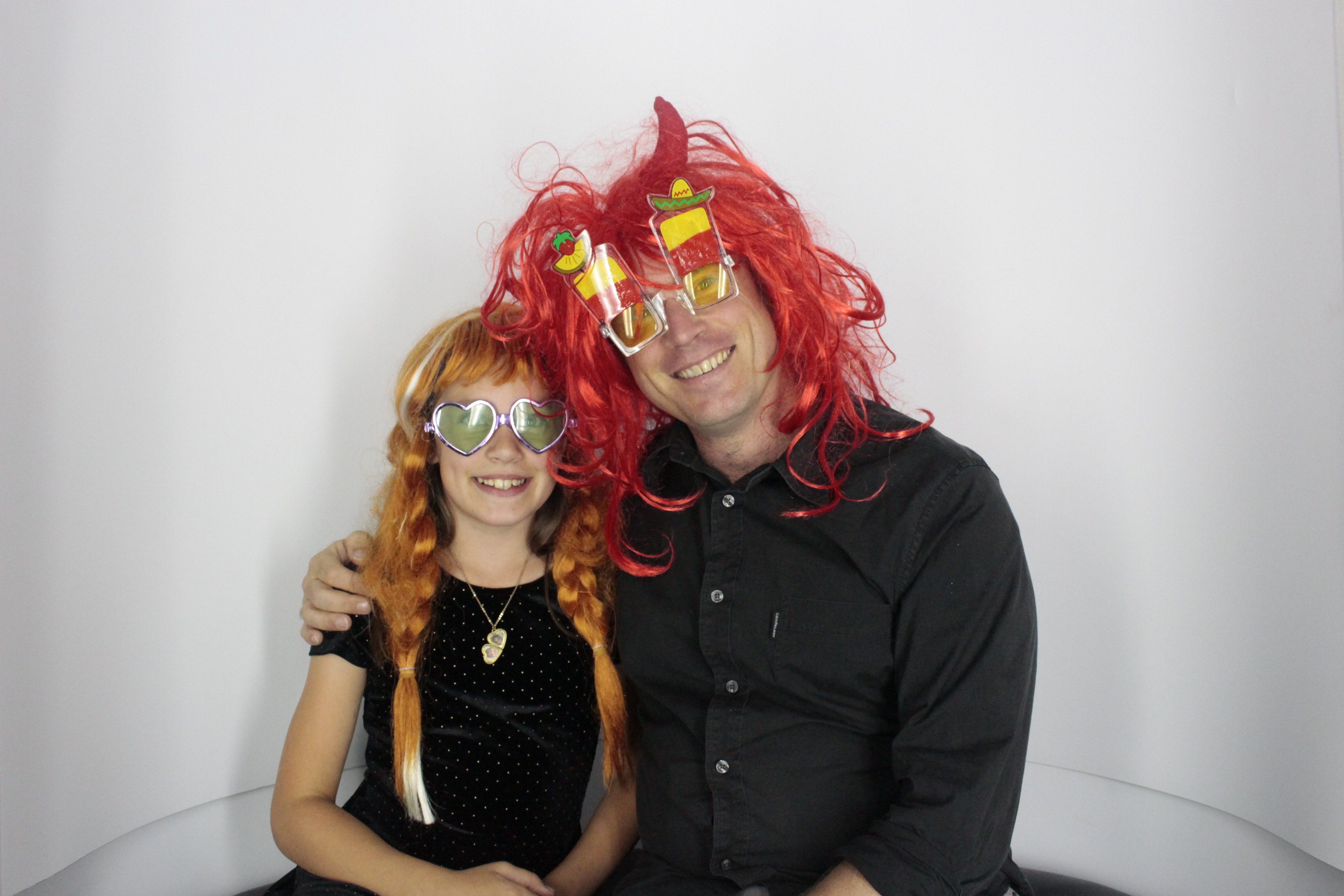 Nadine 40th Birthday  | View more photos from the event at gallery.myphotoboothexperience.co.uk/u/MyPhotoBoothExperienceLtd/Nadine-40th-Birthday